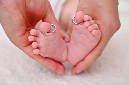 广汉防止宝宝呛奶的小妙招